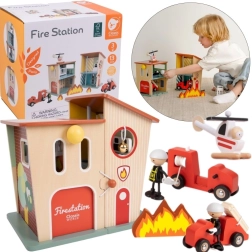 Classic World medinė gaisrinė stotis su automobiliuku ir sraigtasparniu