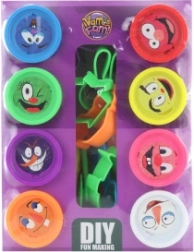 Modelino rinkinys su formelėmis