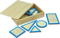 Moyo Montessori bases for geometric solids with a box