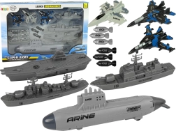 Karinis jūrų rinkinys su povandeniniu laivu, karo laivais ir naikintuvais