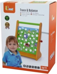 Medinis labirintas su mašinėle