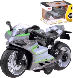 Metalinis motociklo modelis su atgal traukimo pavara