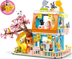 Sluban namas su katėmis mergaitėms