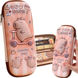 Rankinė mokyklinė penalinė Kapybara ant paspirtuko 23 cm