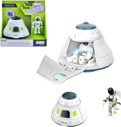 Kosminė stotis su priedais