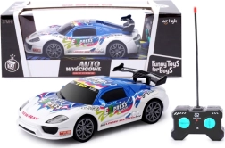 Nuotoliniu būdu valdomas lenktyninis automobilis „ToysForBoys“