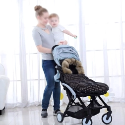 Žieminis vokelis vežimėliui ir rogėms su kailiuku 100 cm