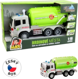 Cisterna su inercija, šviesomis ir garsais