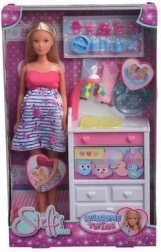 Lėlė Steffi nėščia su dvynukais