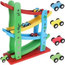 Medinė automobilių lenktynių trasa