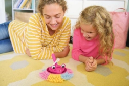 4M Miss Cleaning Robot