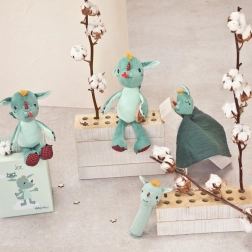 Lilliputiens squeaky toy dragon Joe
