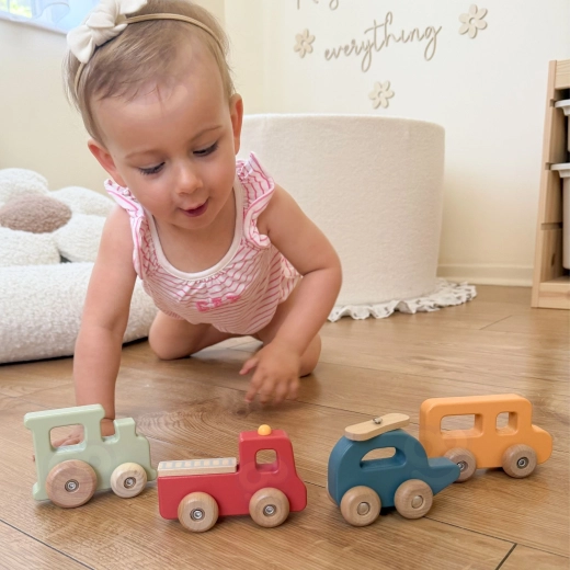 Wheels for easy rolling