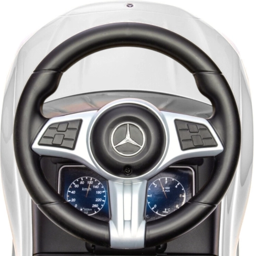 Steering wheel with sounds and realistic details