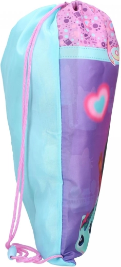 Practical drawstring closure and carrying like a backpack