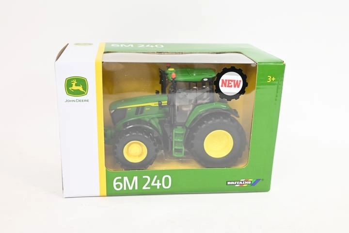 TOMY John Deere traktorius 6M 240 1:32