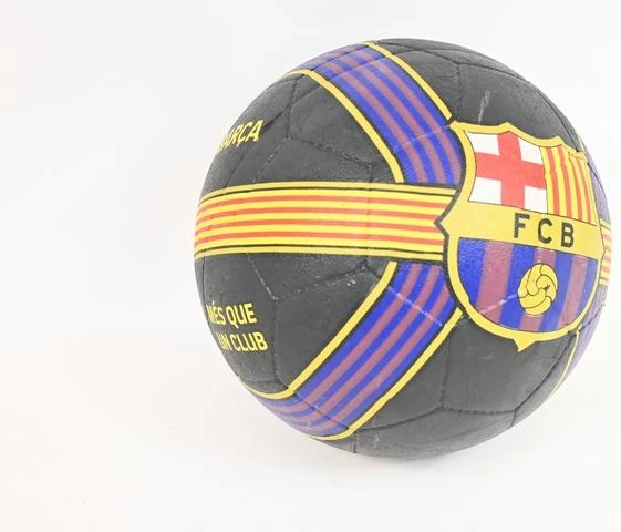 Futbolo kamuolys FC Barcelona blaugrana su senyera