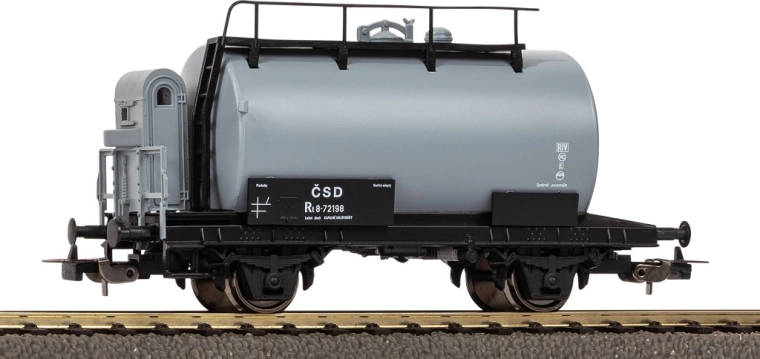 PIKO CSD tank car Era III H0