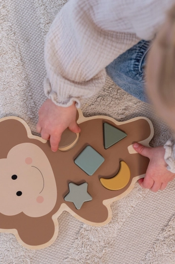 Inserting shapes develops skills