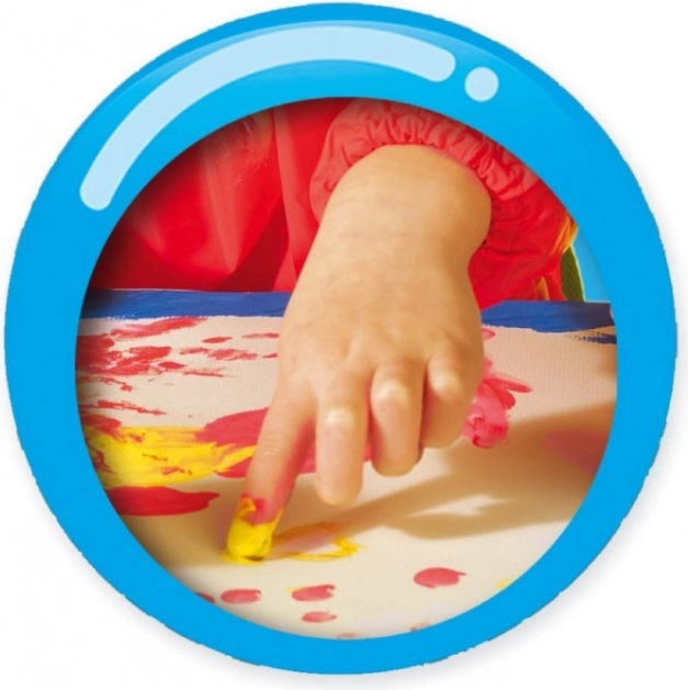 Fun finger painting