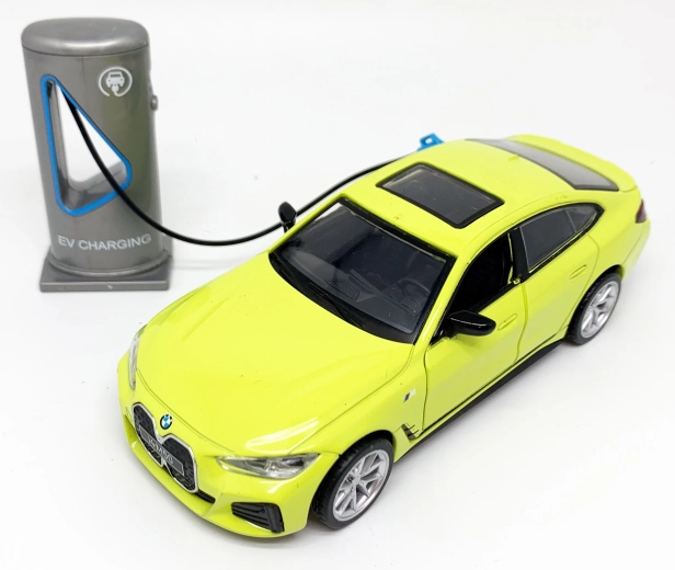 Metal BMW I4 M50 Model in 1:34 Scale