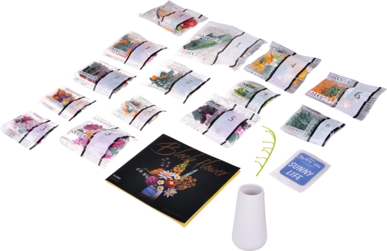 1070 detalių gausiai ir spalvingai puokštei