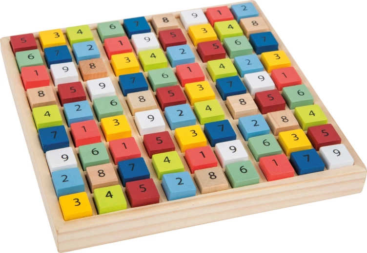 Sturdy wooden design