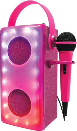 Karaoke iškart su pridėtu mikrofonu