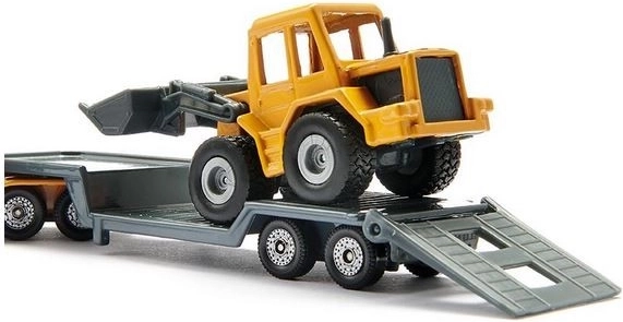 Realistiškas statybinės technikos transportavimas