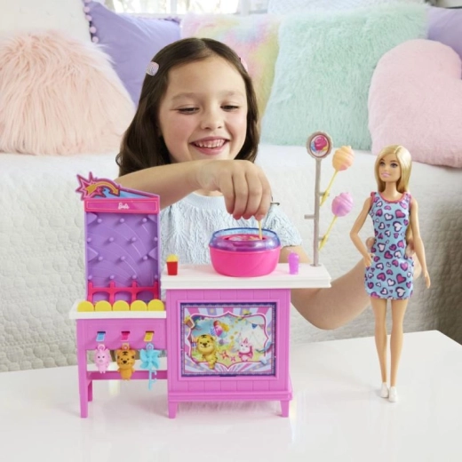 BARBIE „Malibu“ lėlė su stilingu aprangos deriniu