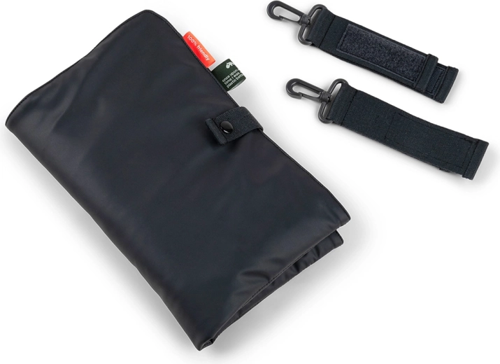 Foldable changing mat