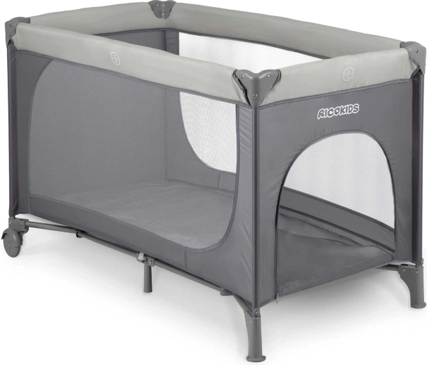Zippered side entrance for safe use