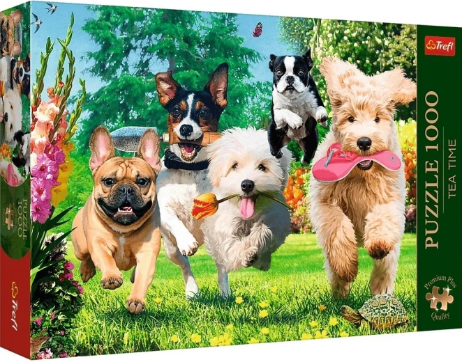 Trefl Puzzle Premium Plus Tea Time: Šunų išdaigos sode 1000 dalių