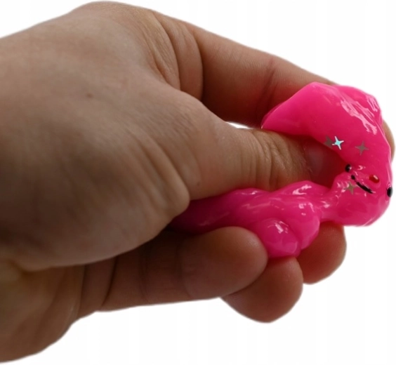 Elastic material for squeezing