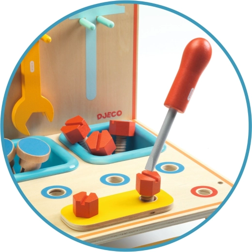 Compact and well-organized workshop