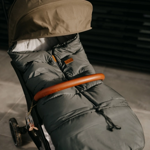 Universal attachment and safe use