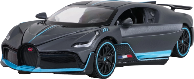 Opening parts and detailed interior