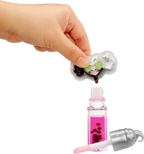 Create your own lip gloss