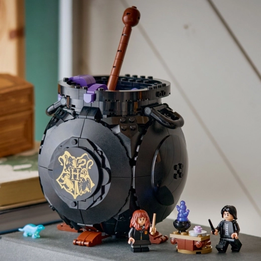 Autentiški priedai ir minifigūrėlės