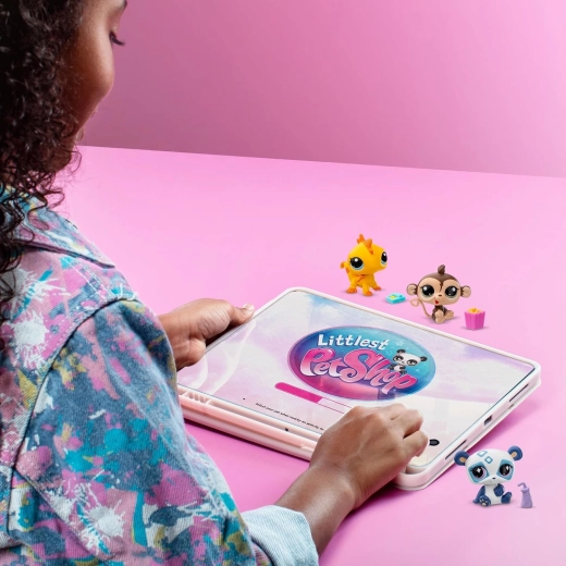 Interaktyvus žaidimas su virtualiu kodu