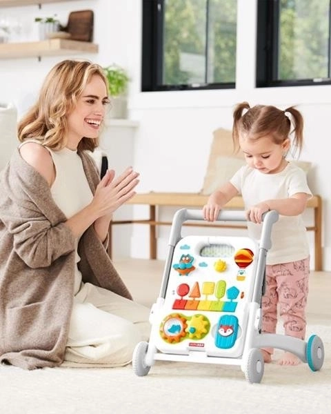 4in1, auganti kartu su vaiku