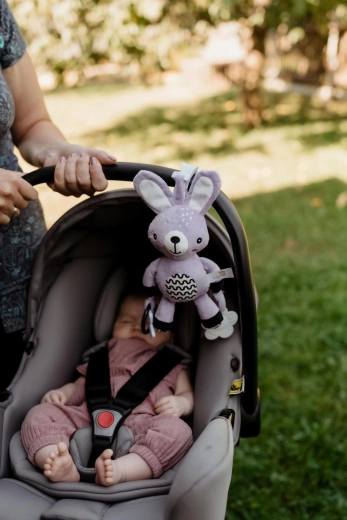 Lengva prisegti bet kur