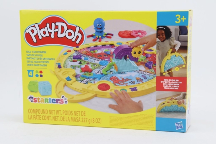 Play-Doh foldable play mat and bag 2-in-1