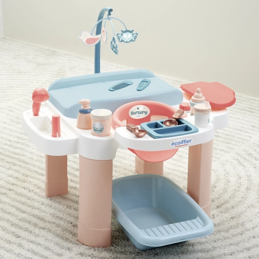 Viskas priežiūrai, maitinimui ir maudymui viename rinkinyje