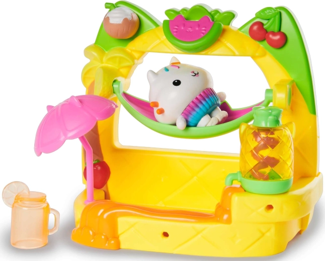 Vaisinių glotnučių vakarėlis balkone