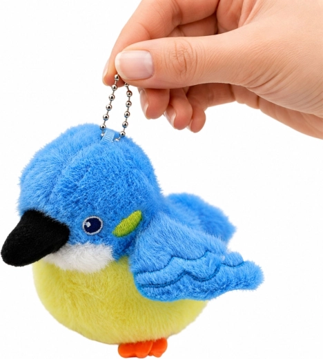 Easy attachment thanks to the metal chain