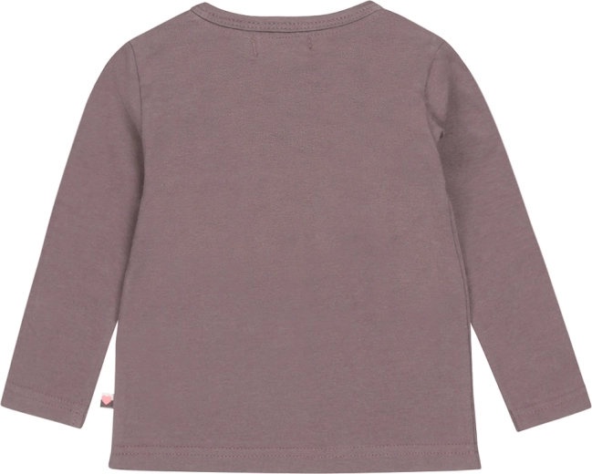 Simple back panel for easy layering
