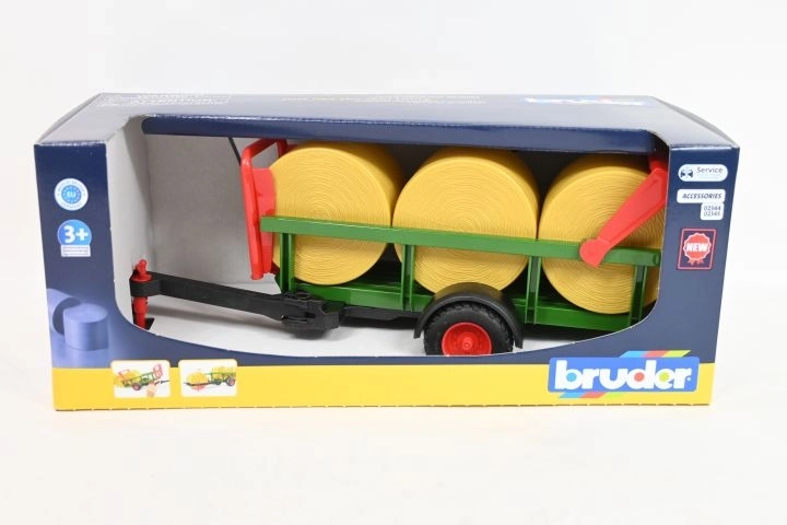 Bruder round bale trailer with 3 straw bales