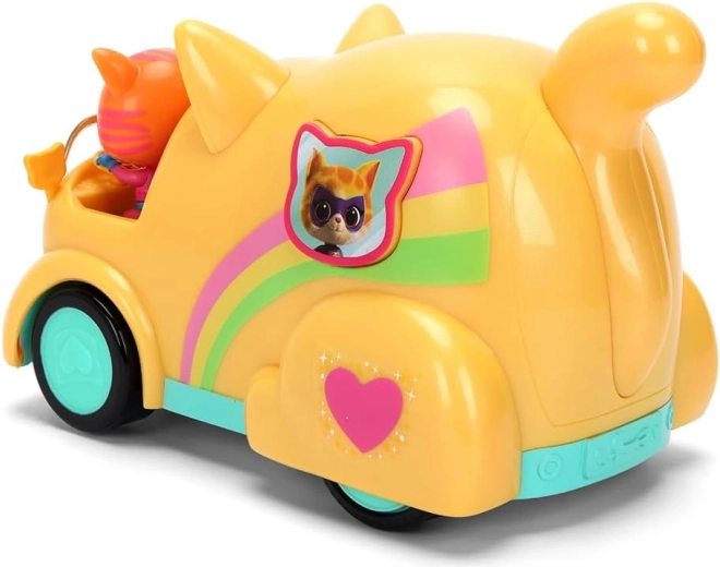 Ginny ir Bitsy automobilyje