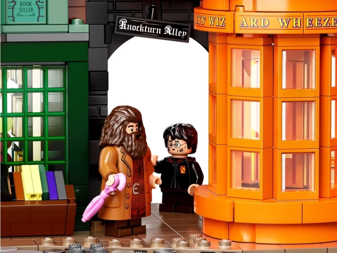 Ikoniškos parduotuvės ir minifigūrėlės